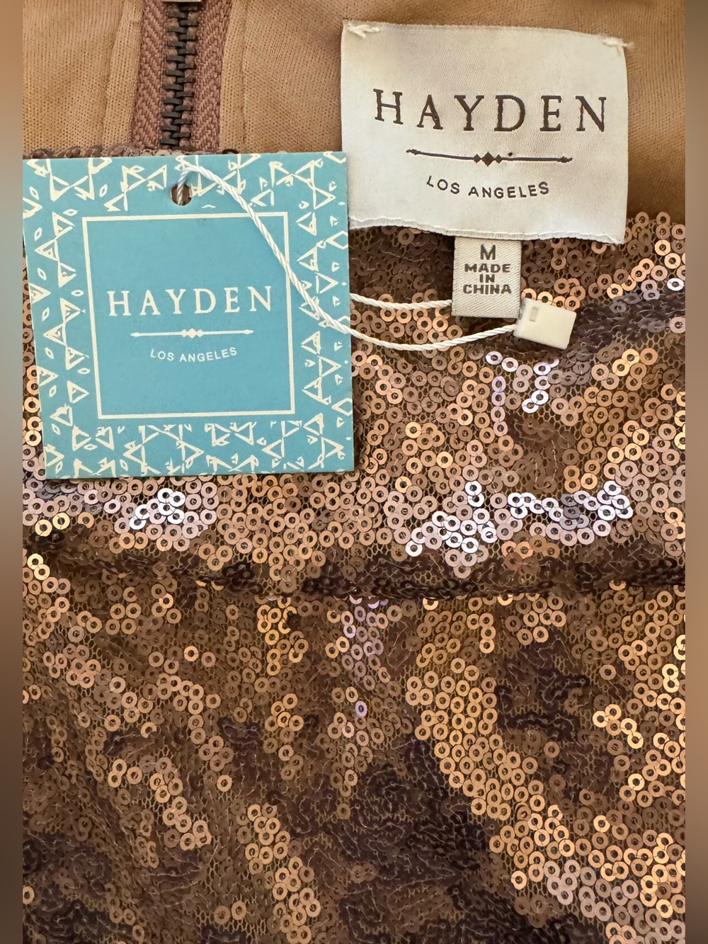 Hayden Los Angeles Sequin Mini Skirt in Rose Gold Size Medium Zipper NWT - Picture 5 of 7